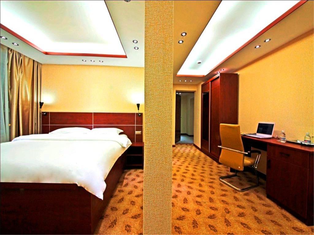 Kaiser Hotel Улан-Батор Экстерьер фото