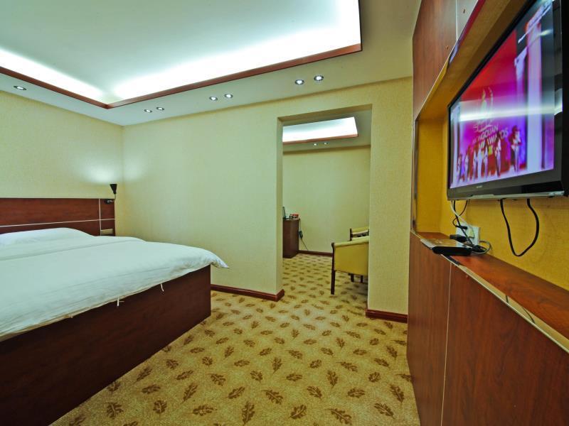 Kaiser Hotel Улан-Батор Экстерьер фото