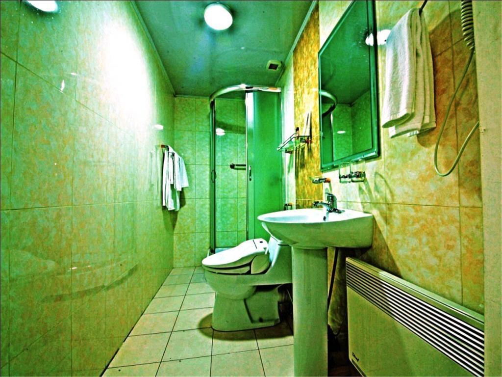 Kaiser Hotel Улан-Батор Экстерьер фото